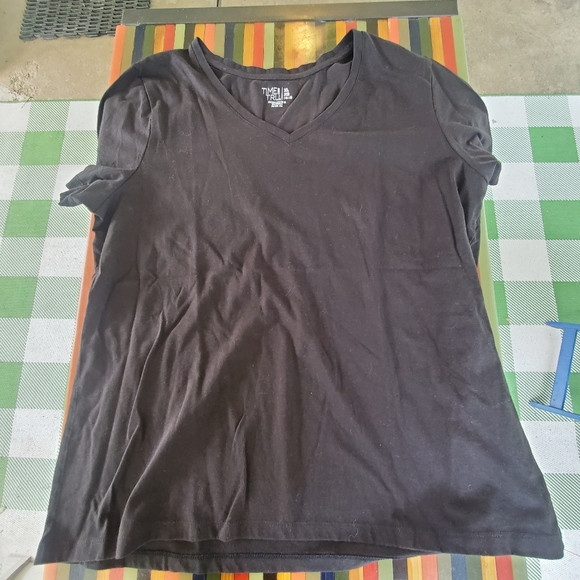 Black Basic Time & Tru Tee Size XL - Picture 2 of 3
